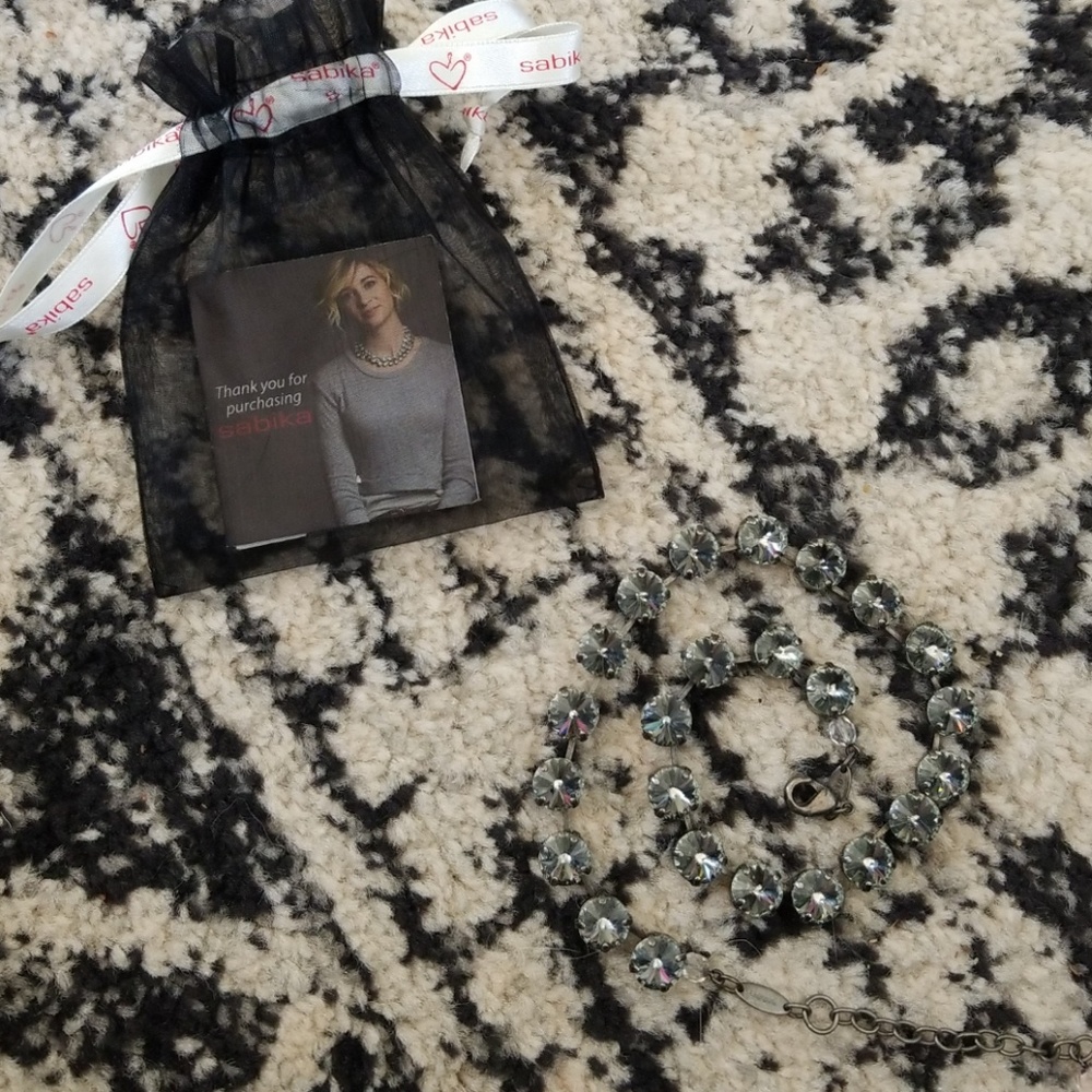 Sabika Choker Necklace EUC